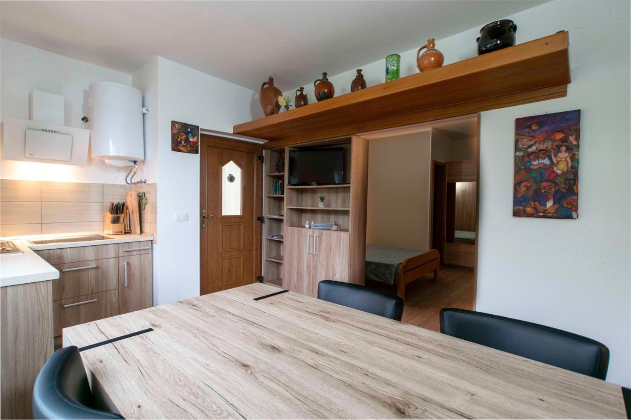 Apartmaji Pri Bosi Nogi 伊佐拉 外观 照片